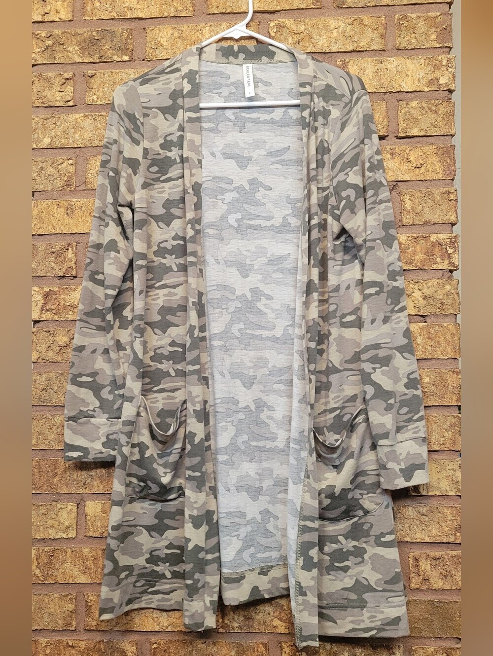 Tickled Teal Women's Camo Open-Front Cardigan Size Large Stretch